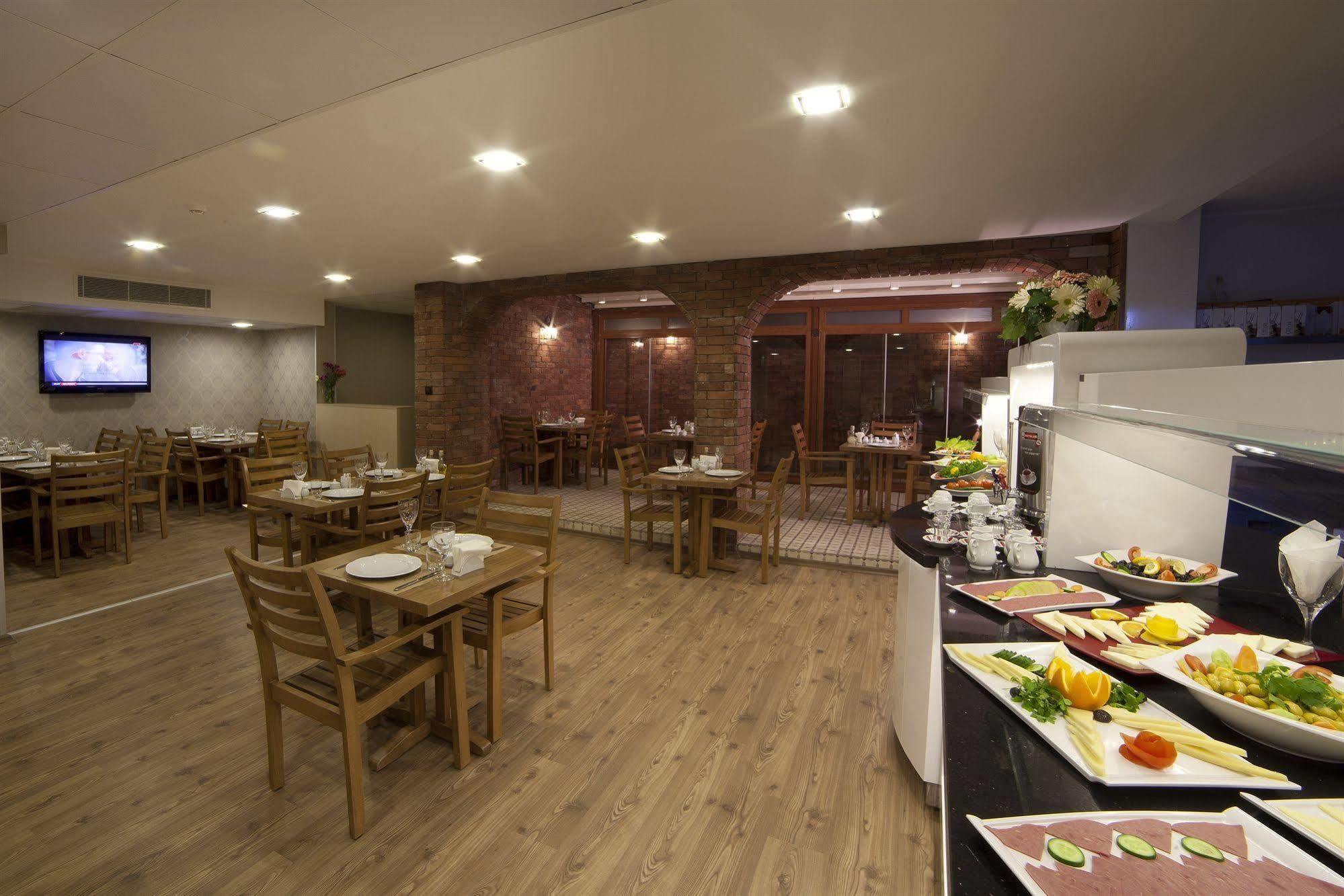 Walk In Hotel İzmir Exterior photo