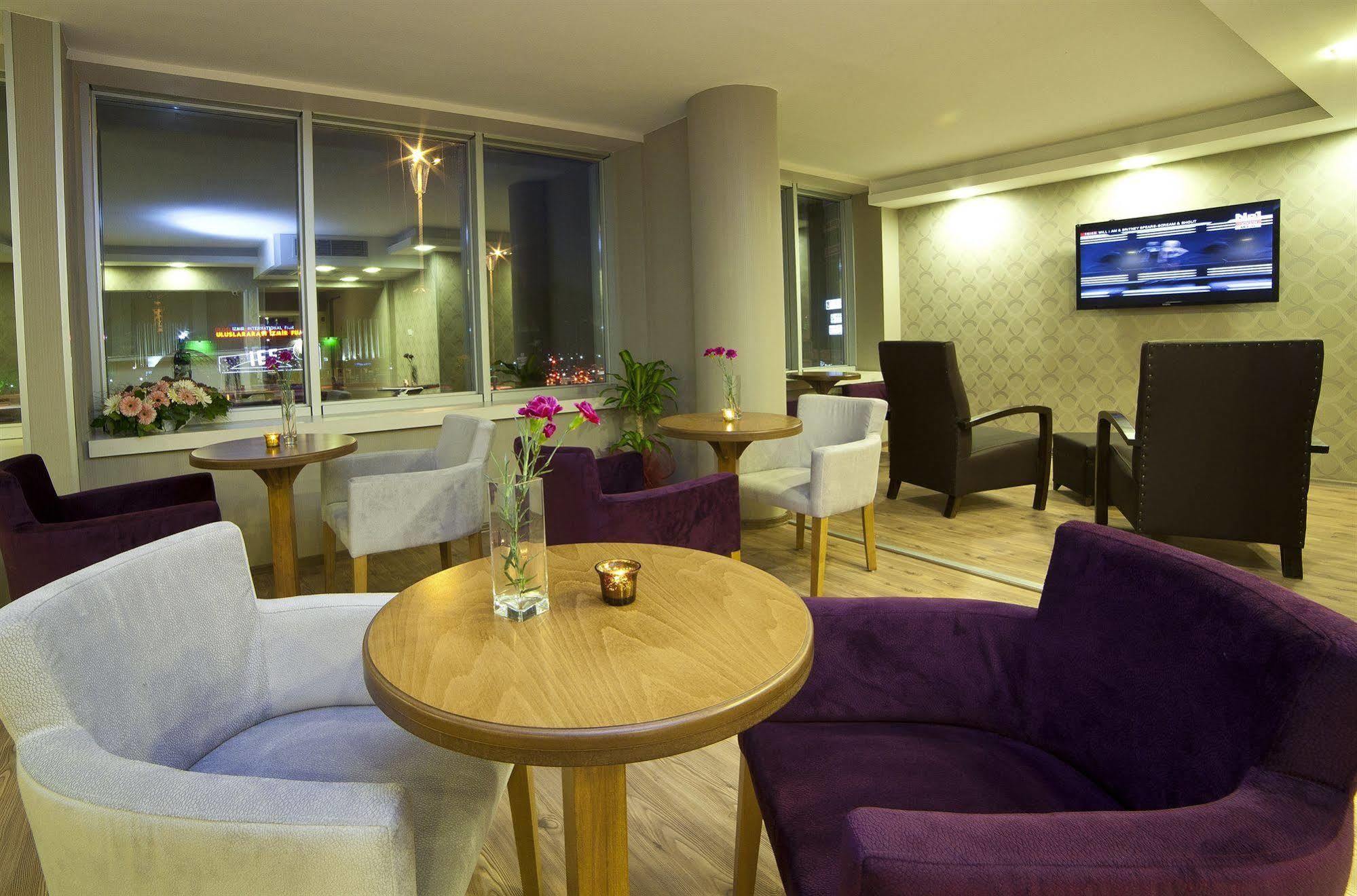 Walk In Hotel İzmir Exterior photo